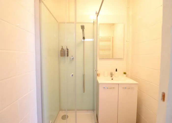 Le Pietra - Charmante Echoppe Proche Centre-ville 펜션